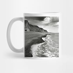 The pebble beach at Sheringham, Norfolk, UK Mug